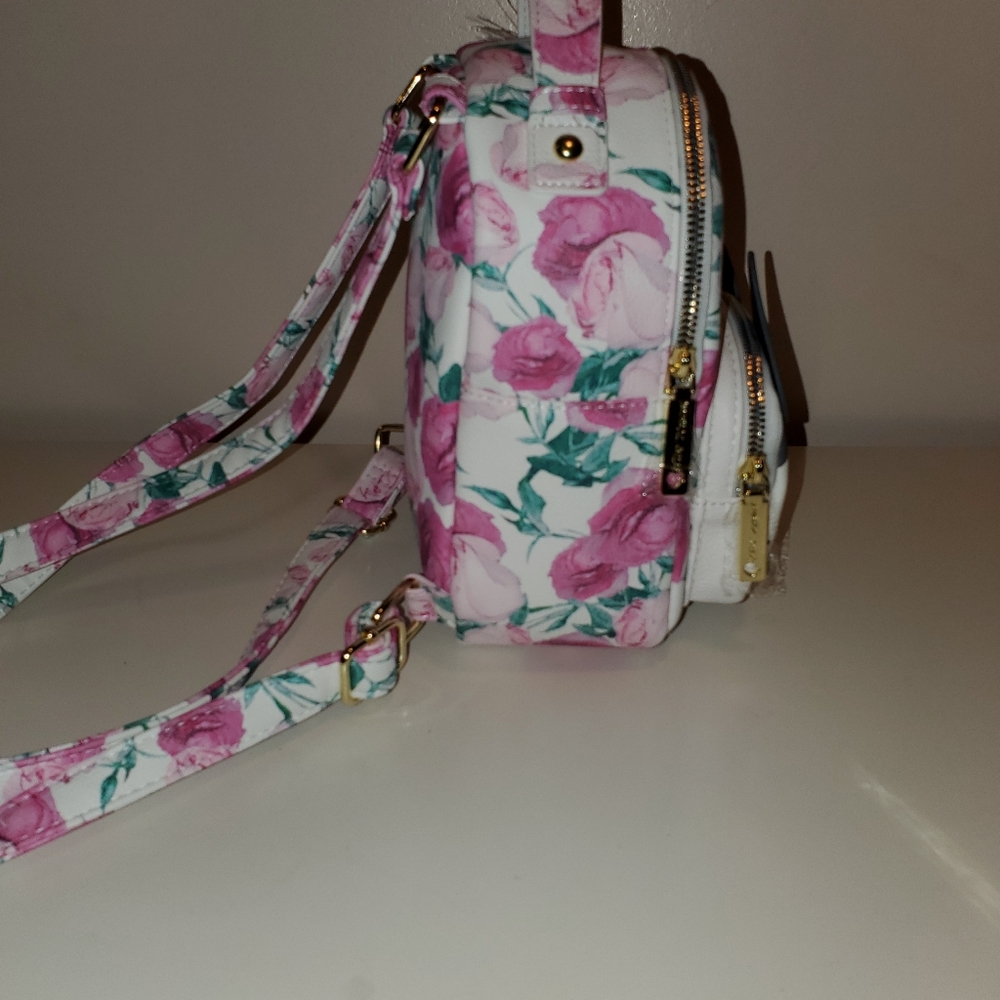 Betsey Johnson  mini back pack NWT - Picture 4 of 4
